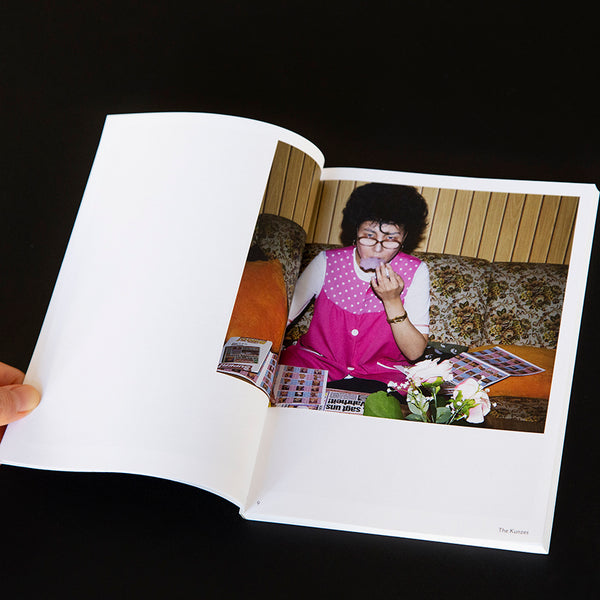 FAMILIE WERDEN photobook