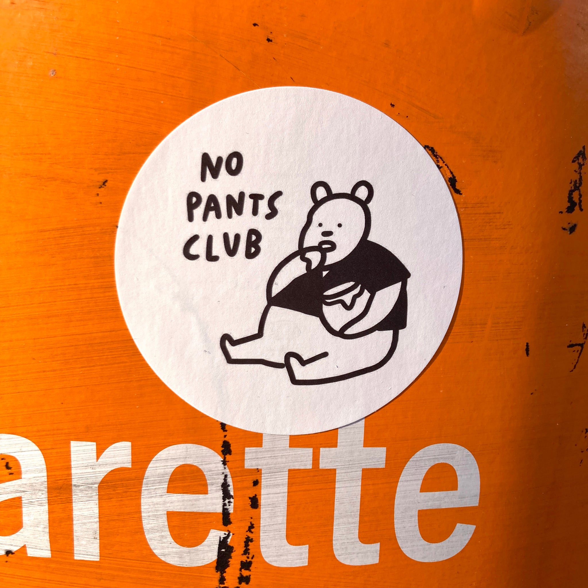 NO PANTS CLUB sticker "Bear"